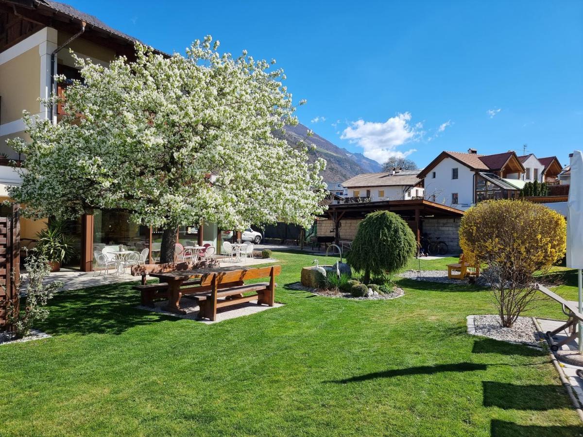Pension Sattlerenglhof Лачес Экстерьер фото