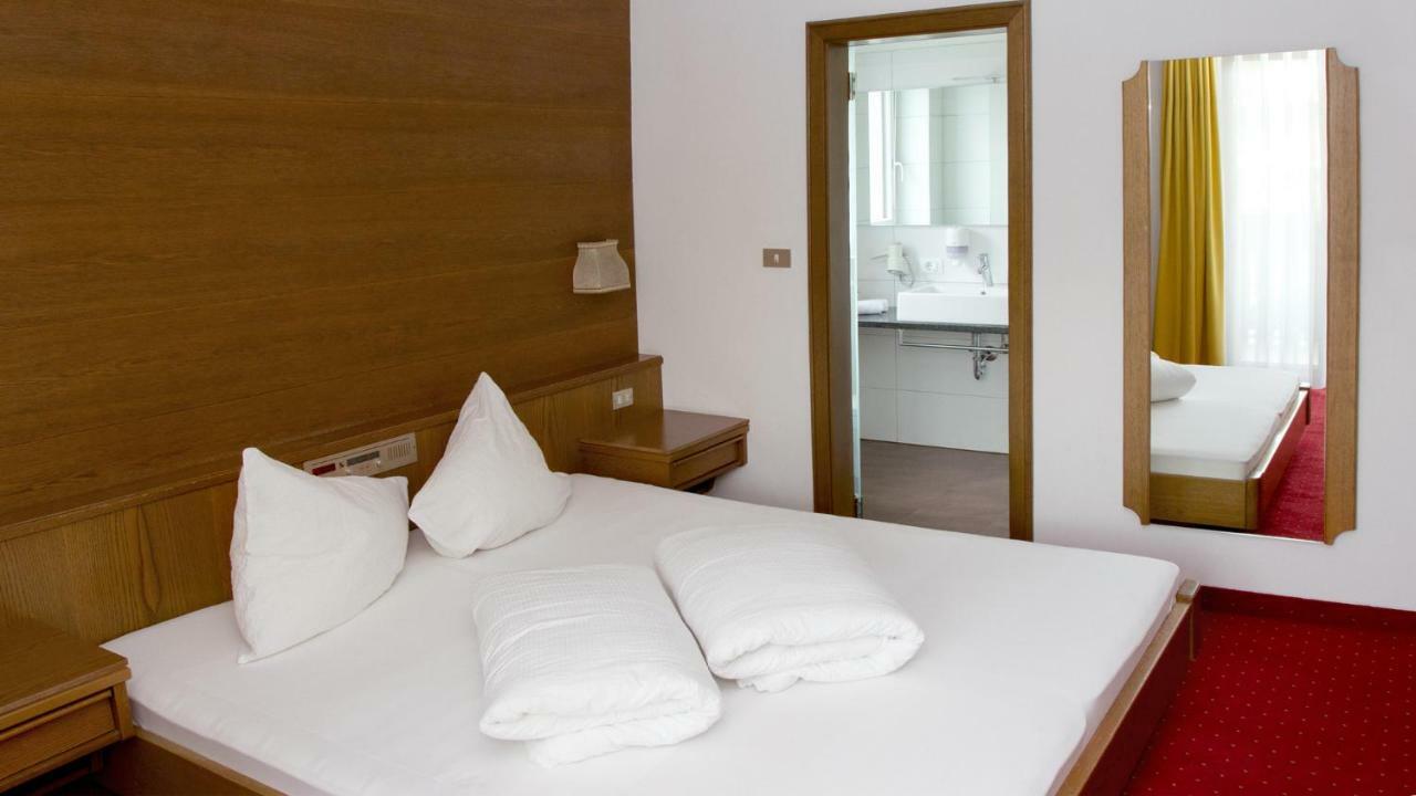 Pension Sattlerenglhof Лачес Экстерьер фото